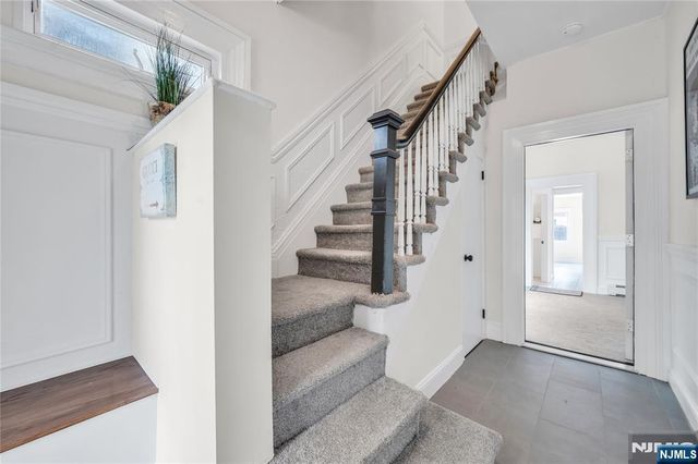 23 Maple Street, Ramsey, NJ 07446