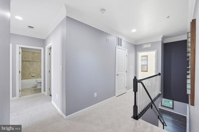 24686 FOOTED RIDGE TER, Sterling, VA 20166