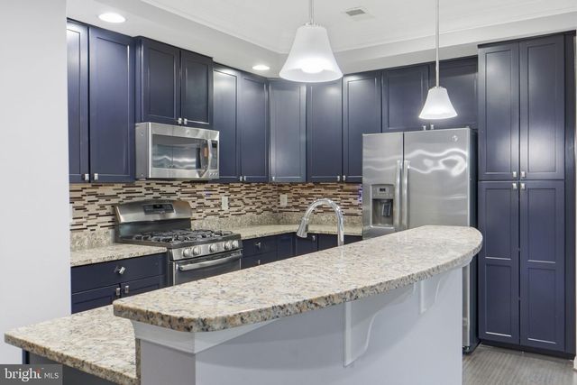 24686 FOOTED RIDGE TER, Sterling, VA 20166