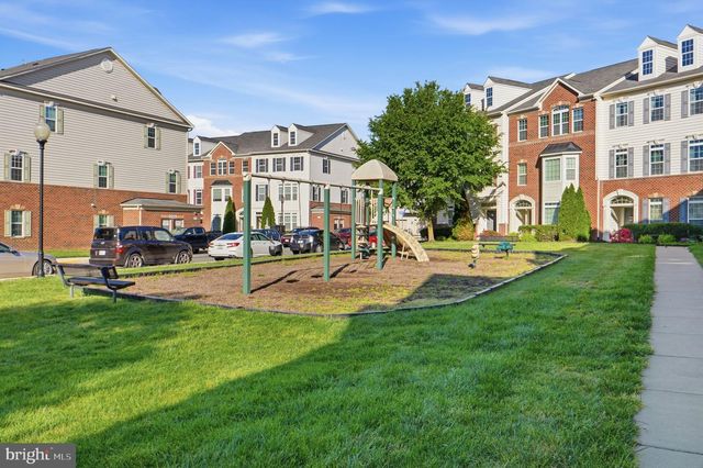 24686 FOOTED RIDGE TER, Sterling, VA 20166