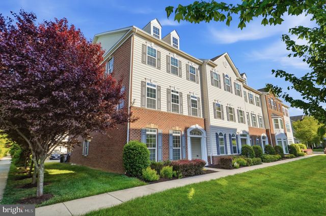 24686 FOOTED RIDGE TER, Sterling, VA 20166