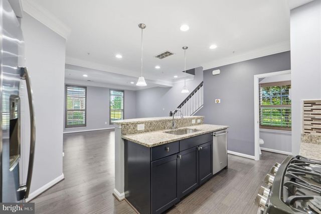 24686 FOOTED RIDGE TER, Sterling, VA 20166