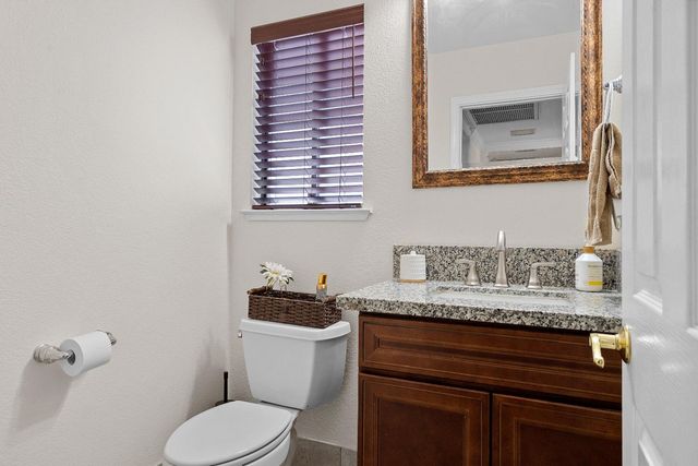 8339 Ruge Ct, Antelope, CA 95843