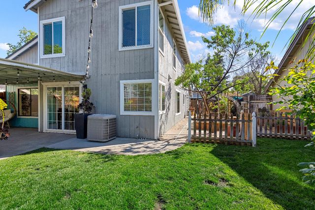 8339 Ruge Ct, Antelope, CA 95843