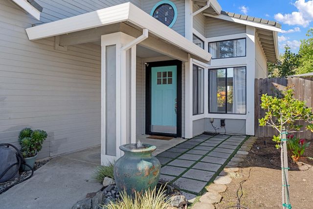 8339 Ruge Ct, Antelope, CA 95843