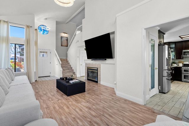 8339 Ruge Ct, Antelope, CA 95843