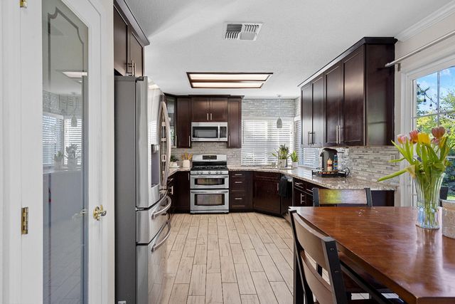 8339 Ruge Ct, Antelope, CA 95843