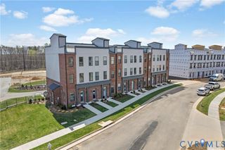 13211 Garland Ln, Midlothian, VA 23114