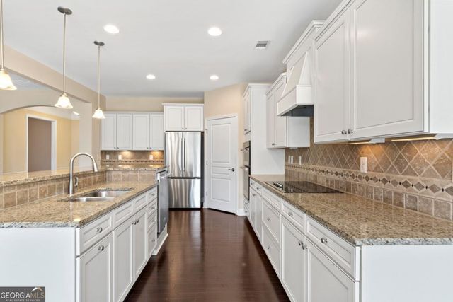 1111 Lakefront Court, Greensboro, GA 30642