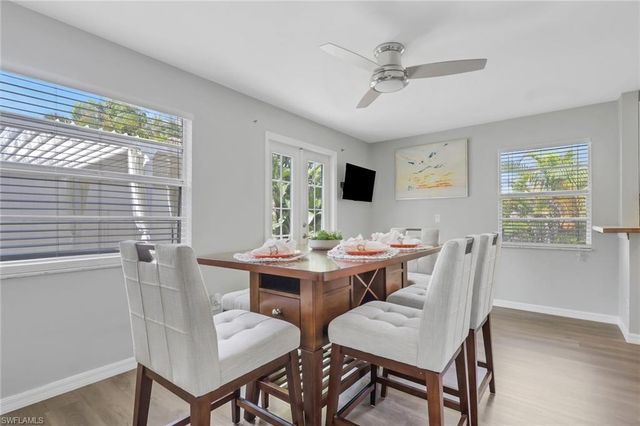 862 95th AVE N, Naples, FL 34108