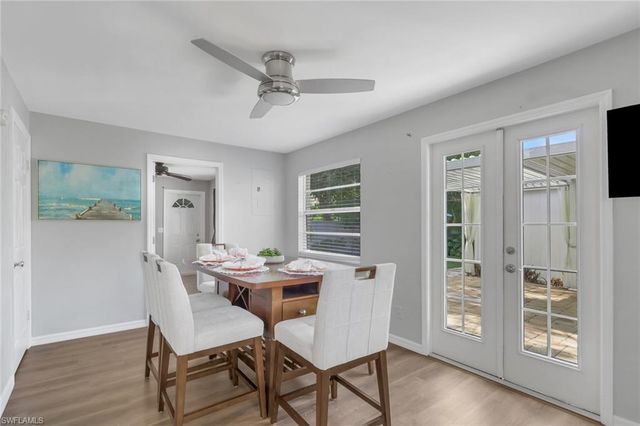 862 95th AVE N, Naples, FL 34108