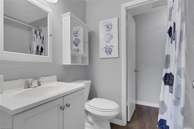 862 95th AVE N, Naples, FL 34108