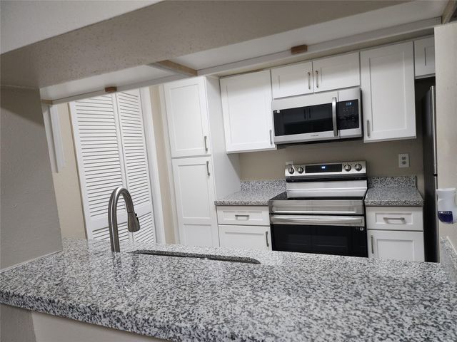 6602 Harbor Town Drive 408, Houston, TX 77036