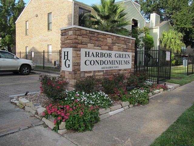 6602 Harbor Town Drive 408, Houston, TX 77036