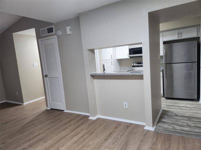 6602 Harbor Town Drive 408, Houston, TX 77036