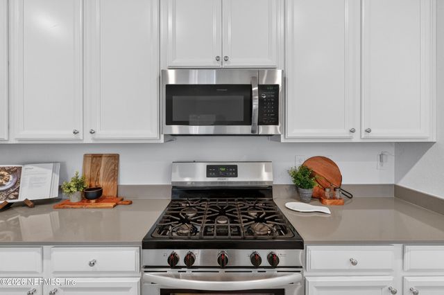 32 REN Way, St. Johns, FL 32259