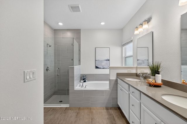 32 REN Way, St. Johns, FL 32259