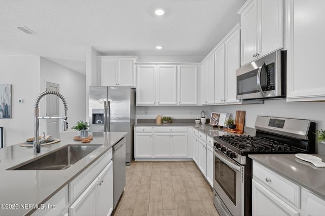 32 REN Way, St. Johns, FL 32259