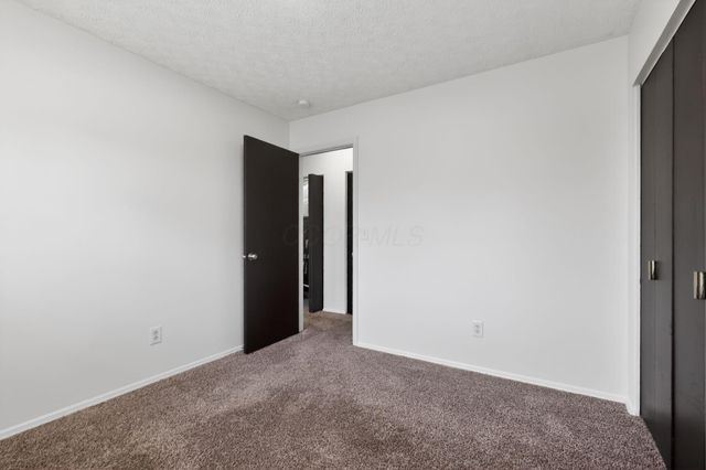 38 Kanpur Place, Westerville, OH 43081