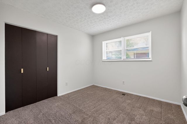 38 Kanpur Place, Westerville, OH 43081