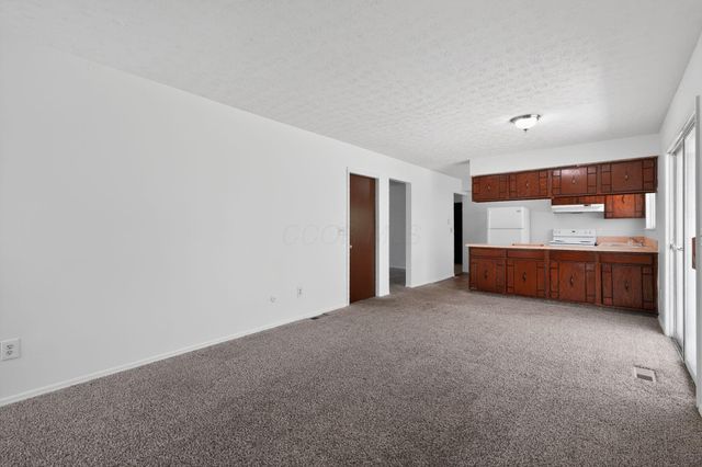 38 Kanpur Place, Westerville, OH 43081