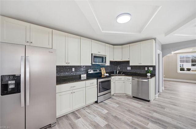 44 Henry ST, Hampton, VA 23669