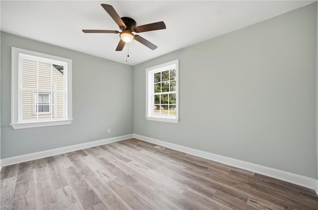 44 Henry ST, Hampton, VA 23669