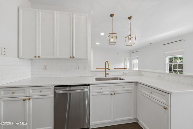 1014 Winterberry Circle, Leland, NC 28451