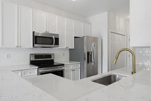 1014 Winterberry Circle, Leland, NC 28451