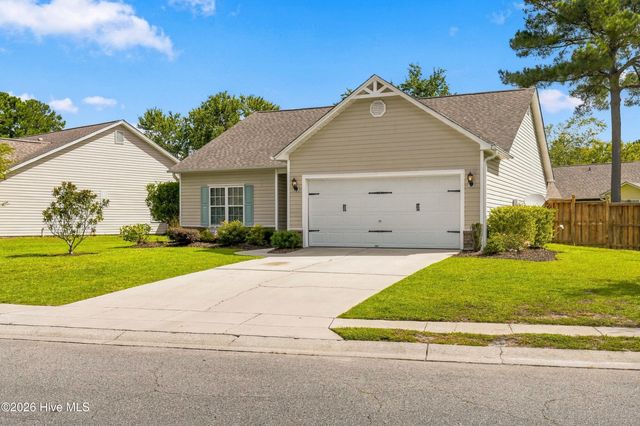 1014 Winterberry Circle, Leland, NC 28451