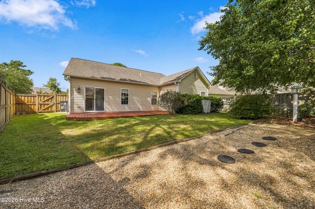 1014 Winterberry Circle, Leland, NC 28451