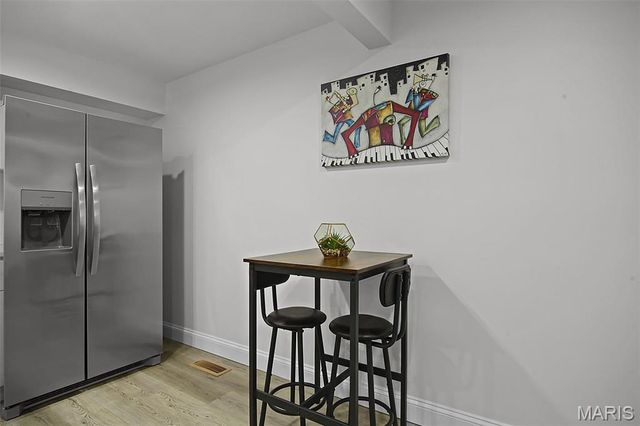 10401 Briarbend Drive 2, St Louis, MO 63146