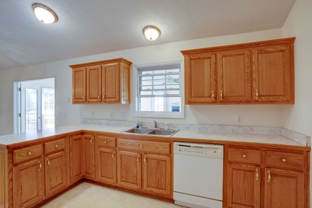 134 N Harris Rd, Portland, TN 37148