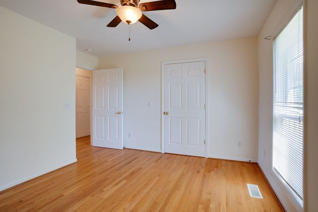 134 N Harris Rd, Portland, TN 37148