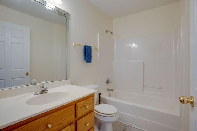 134 N Harris Rd, Portland, TN 37148