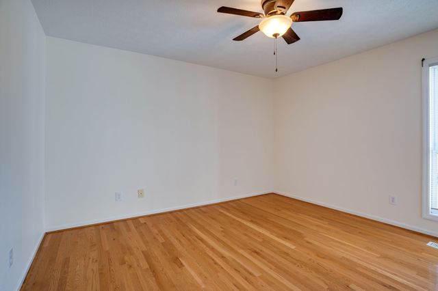 134 N Harris Rd, Portland, TN 37148