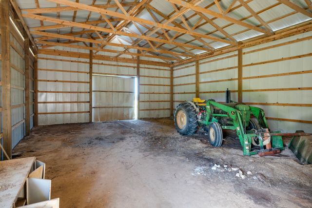 134 N Harris Rd, Portland, TN 37148