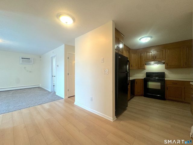 666 Broad Street 7, Meriden, CT 06450