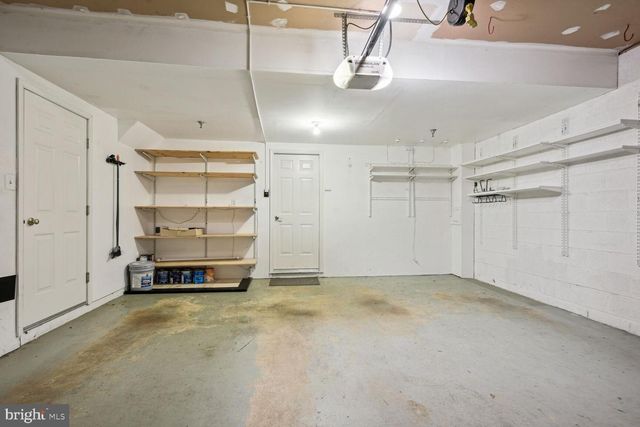 1782 DAWSON ST, Vienna, VA 22182