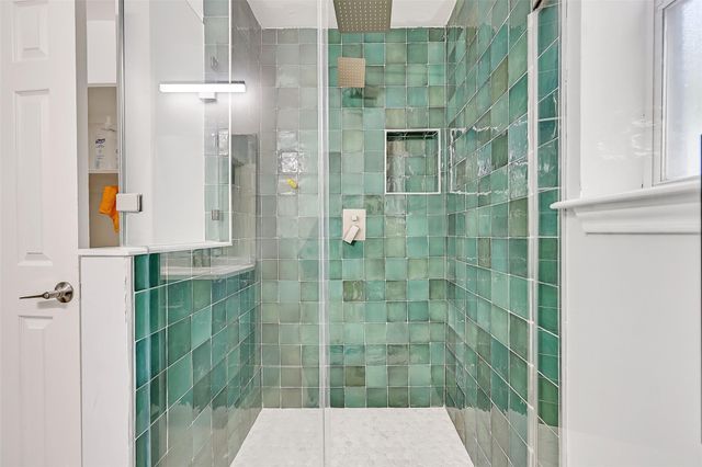 3427 Eckert Drive, Galveston, TX 77554