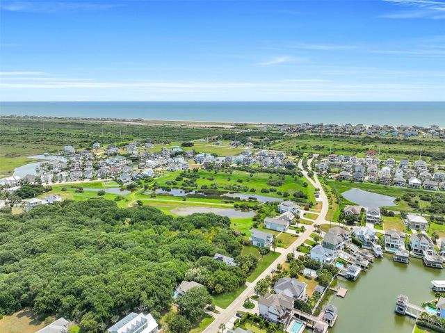 3427 Eckert Drive, Galveston, TX 77554