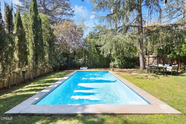 4361 Bel Air Drive, La Canada Flintridge, CA 91011