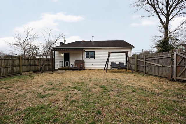 417 W Broadway Street, Harrodsburg, KY 40330