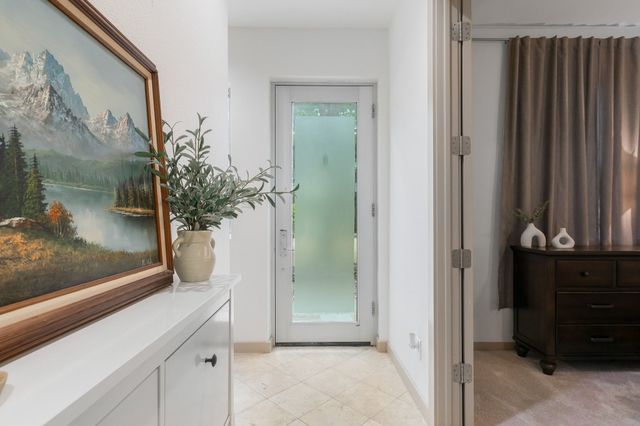 734 Cannen John Lane, Dallas, TX 75204