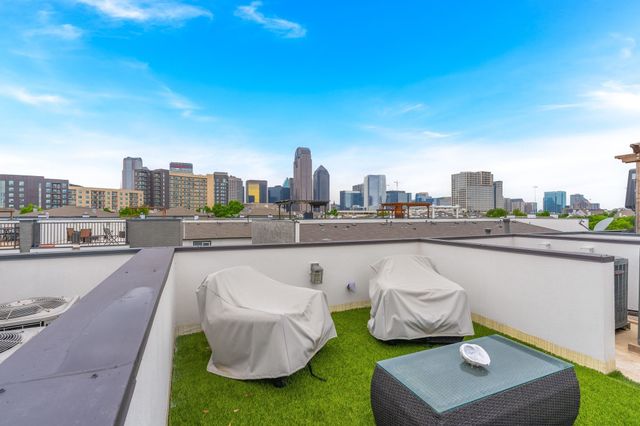 734 Cannen John Lane, Dallas, TX 75204