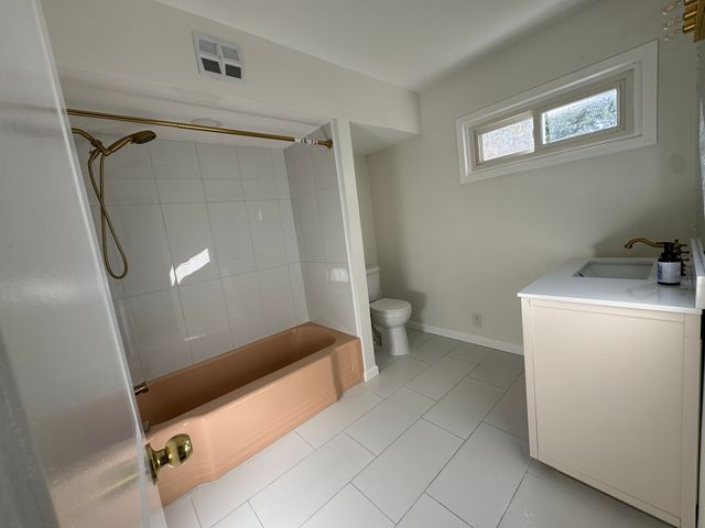 709 W Glencoe Road, Palatine, IL 60067