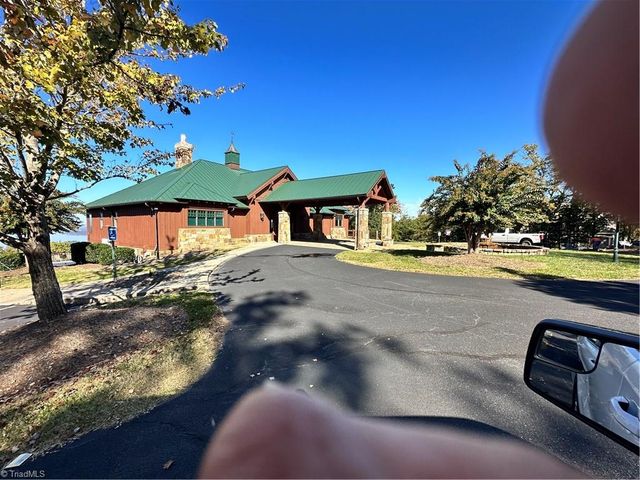 2627 Sierra Trace Road, Denton, NC 27239