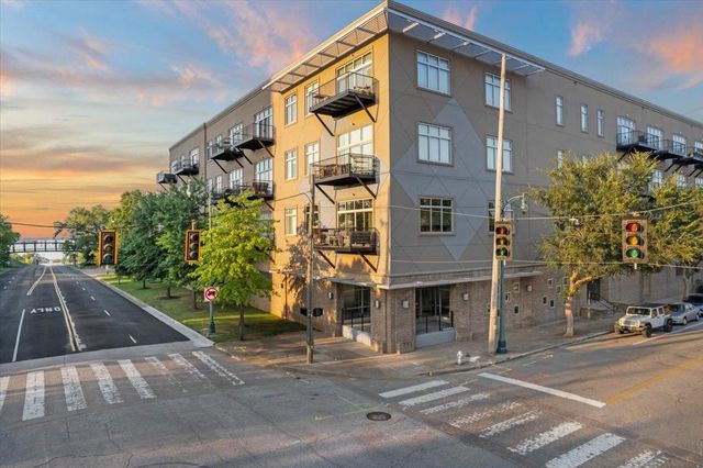 648 S Riverside Dr Apt 207, Memphis, TN 38103