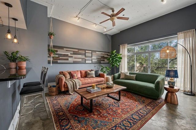 648 S Riverside Dr Apt 207, Memphis, TN 38103