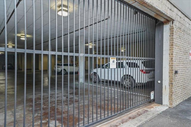 648 S Riverside Dr Apt 207, Memphis, TN 38103